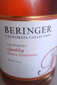 Read more about the article NV Beringer, White Zinfandel