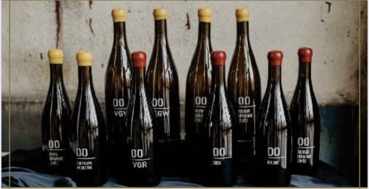 Read more about the article 2023睽違已久餐酒會:來自美國奧勒岡州的00酒莊Chardonnay和Pinot Noir好酒與九道創意和經典的義台料理