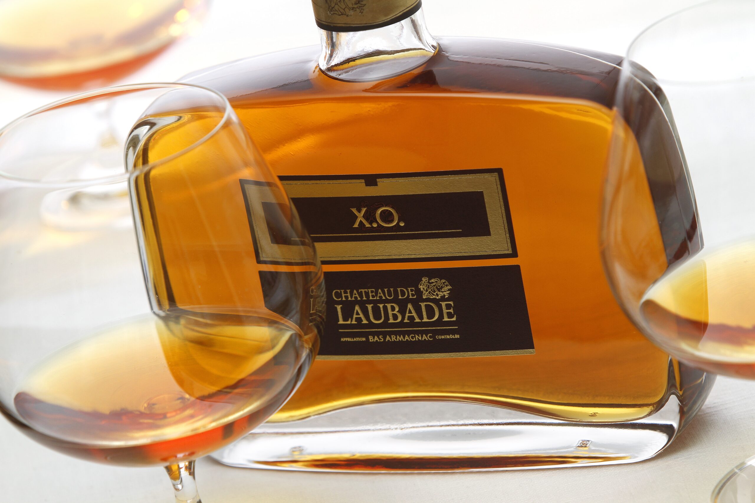 Read more about the article 尋找生日年份酒? 2022 年終優惠 將近40個年份的法國雅馬邑白蘭地 Château de Laubade 全面88折