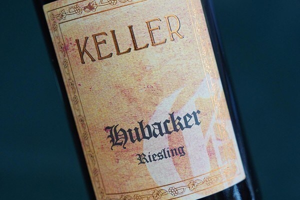 Read more about the article 週五驚嚇預購—讓珍媽驚嘆根本就是德國Montrachet的甘白Riesling : Keller