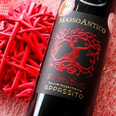 Read more about the article 連續8年義大利知名酒評Luca Maroni 99高分 : 2021 Masso Antico Primitivo Appassito Salento